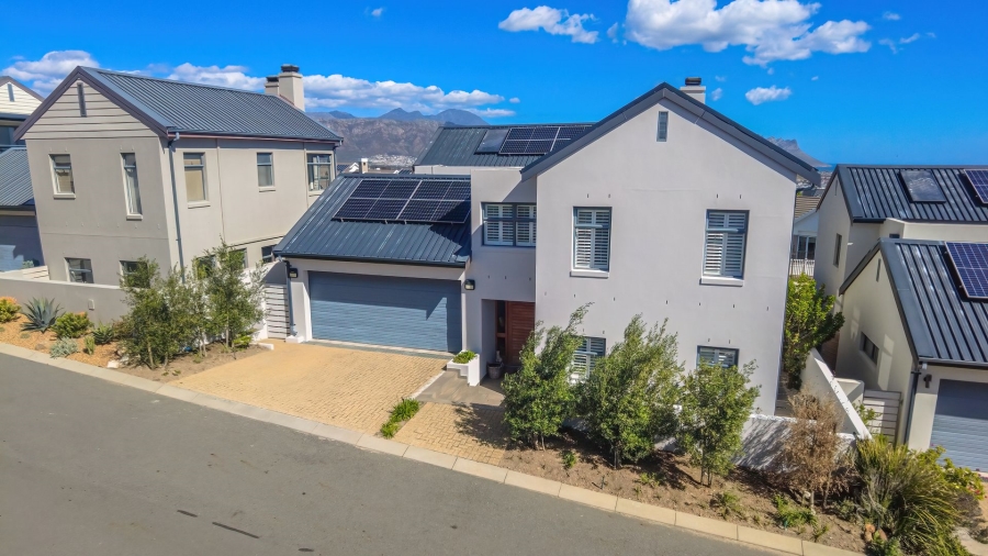 3 Bedroom Property for Sale in Fairhaven Country Estate Western Cape